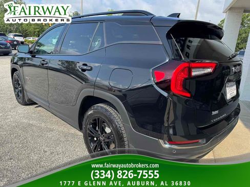 Used 2022 GMC Terrain AT4 w/ Infotainment Package II AWD/4WD image 8