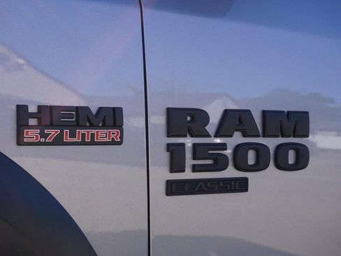Used 2022 RAM 1500 Classic Warlock AWD/4WD image 13