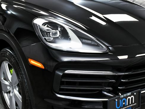 Used 2020 Porsche Cayenne E-Hybrid image 72