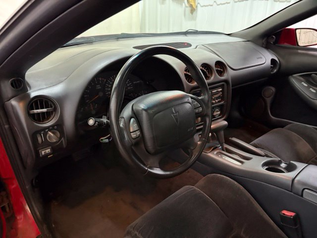 Used 2000 Pontiac Firebird Coupe w/ Opt Pkg RWD image 17