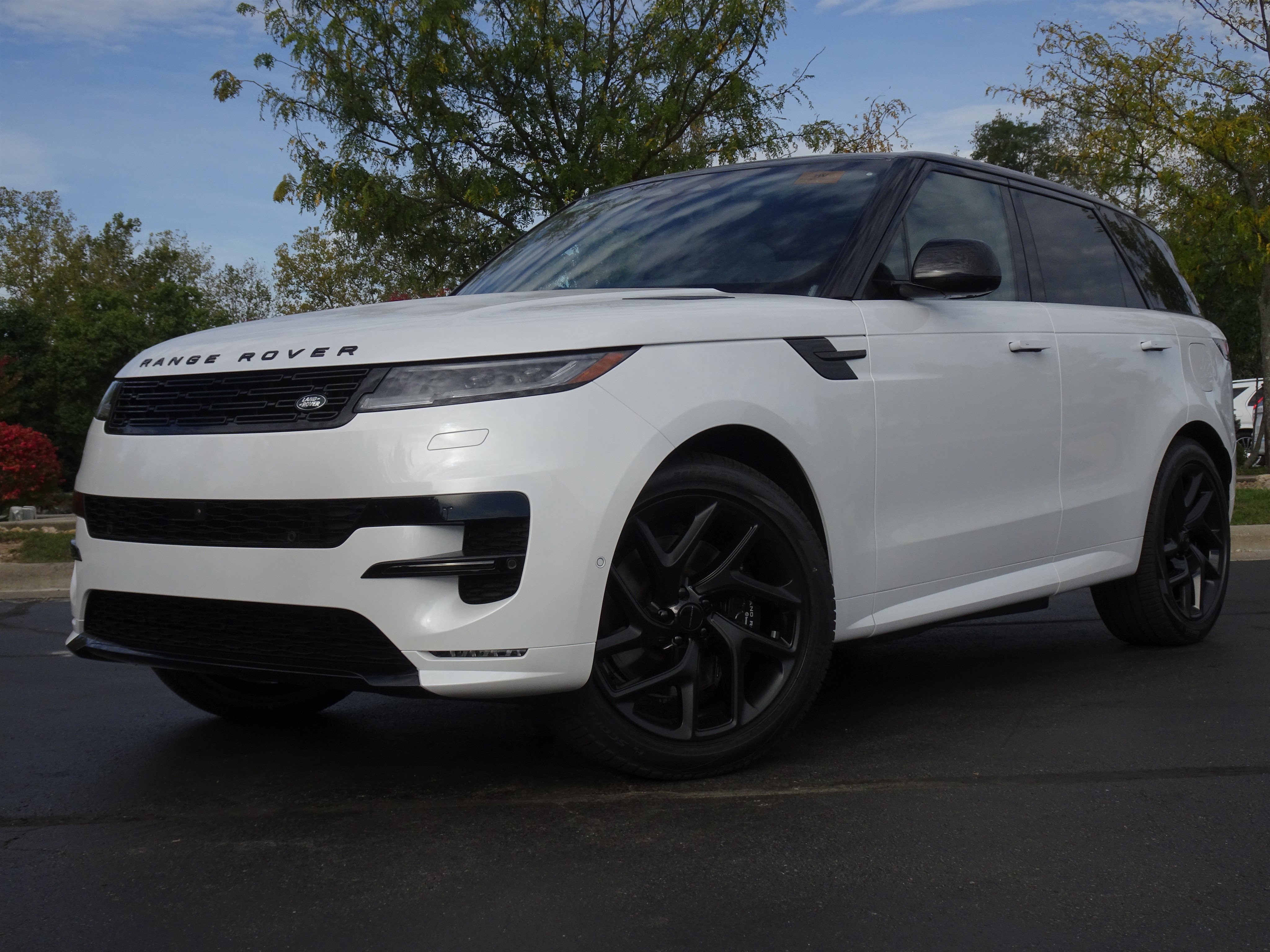 New 2027 Land Rover Range Rover Sport Battersea AWD/4WD image 1