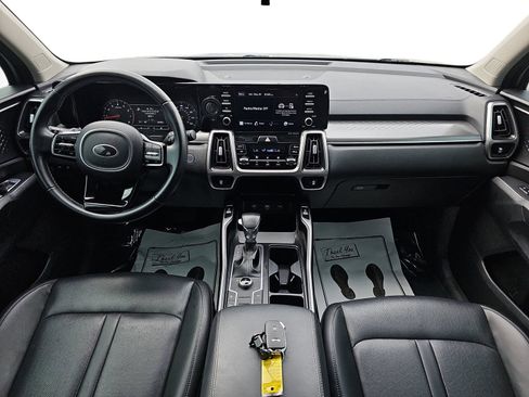 Used 2021 Kia Sorento S w/ Panoramic Sunroof Package AWD/4WD image 10