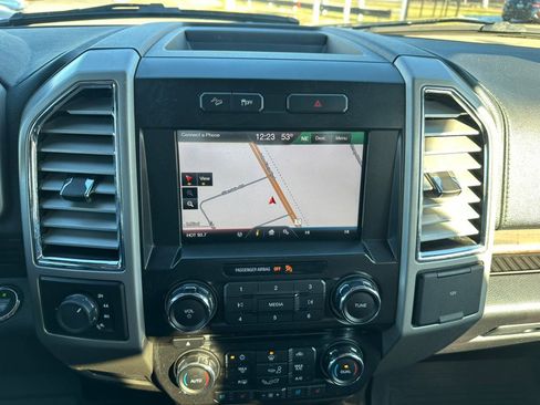 Used 2015 Ford F150 Lariat w/ FX4 Off-Road Package image 20