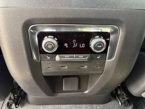 New 2026 GMC Yukon Denali w/ Advanced Technology Package AWD/4WD image 19