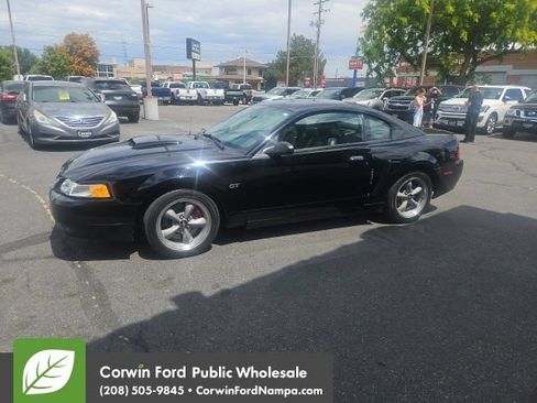 Used 2001 Ford Mustang GT RWD image 3