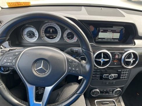 Used 2015 Mercedes-Benz GLK 350 2WD image 8