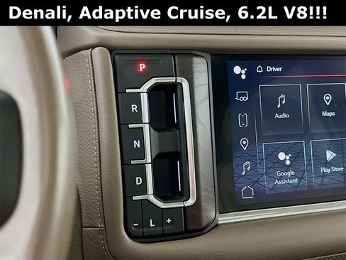 Used 2023 GMC Yukon XL Denali image 17