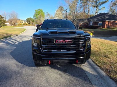 Used 2025 GMC Sierra 2500 AT4 w/ AT4 Premium Plus Package