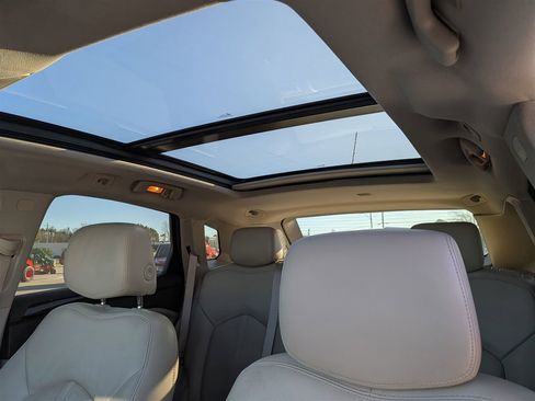 Used 2015 Cadillac SRX Luxury w/ Driver Awareness Package image 23