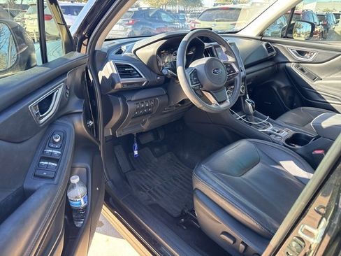 Used 2022 Subaru Forester Touring image 7