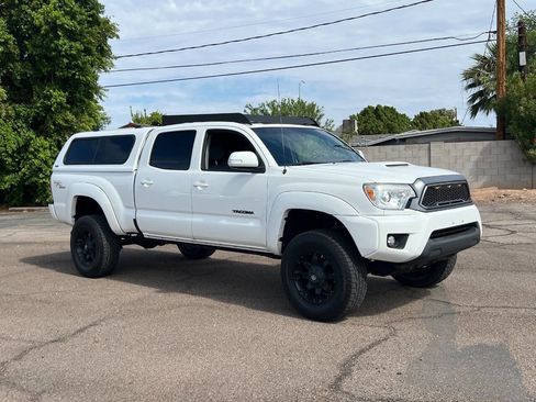 Used 2013 Toyota Tacoma PreRunner w/ TRD Sport Pkg image 2