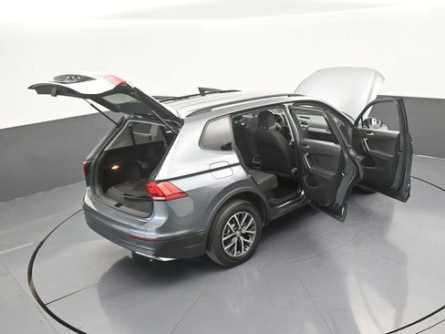 Used 2021 Volkswagen Tiguan S image 63