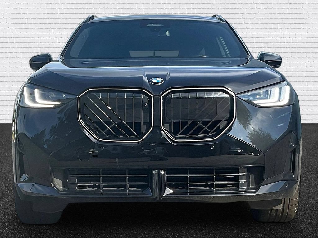 Used 2025 BMW X3 xDrive30i w/ Premium Package AWD/4WD image 2