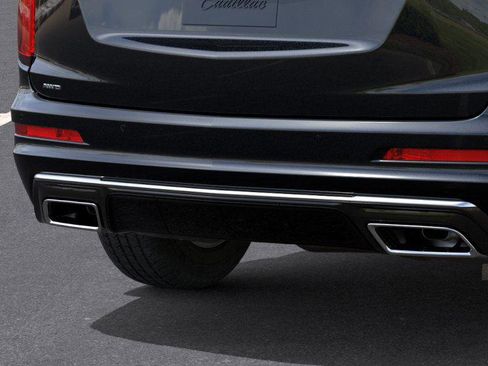 New 2025 Cadillac XT6 Luxury image 14