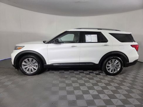 Used 2022 Ford Explorer Limited w/ Equipment Group 301A image 9