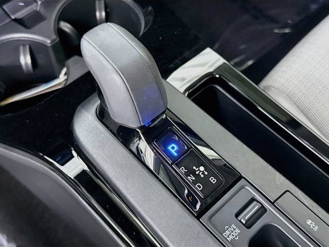 Certified 2026 Toyota Prius LE FWD image 18