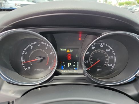Used 2025 Mitsubishi Outlander Sport LE AWD/4WD image 23