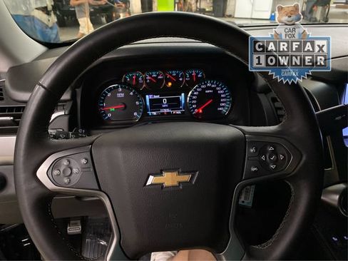Used 2017 Chevrolet Suburban LT AWD/4WD image 23