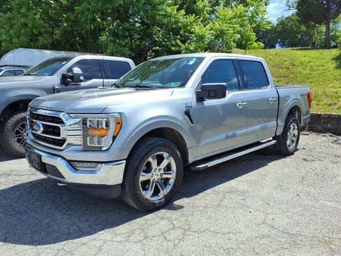 Used 2021 Ford F150 XLT w/ Equipment Group 302A High AWD/4WD image 4