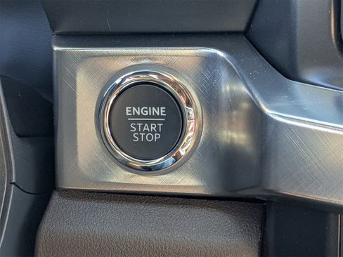 New 2025 Ford F350 King Ranch w/ Chrome Package image 33