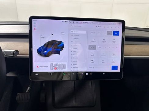 Used 2021 Tesla Model Y Long Range image 21