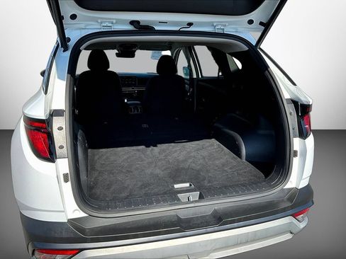 Certified 2025 Hyundai Tucson SEL AWD/4WD image 8