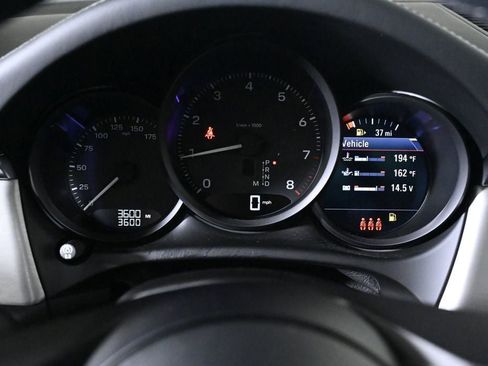 Certified 2026 Porsche Macan AWD/4WD image 13