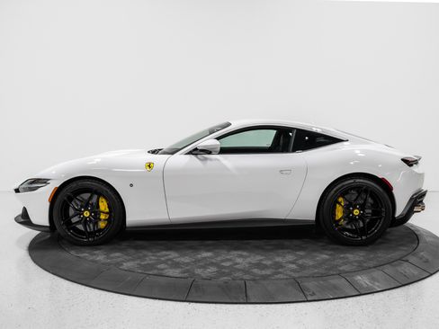 Used 2022 Ferrari Roma RWD image 4