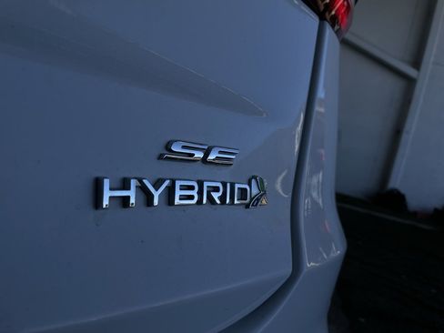 Used 2019 Ford Fusion SE image 9