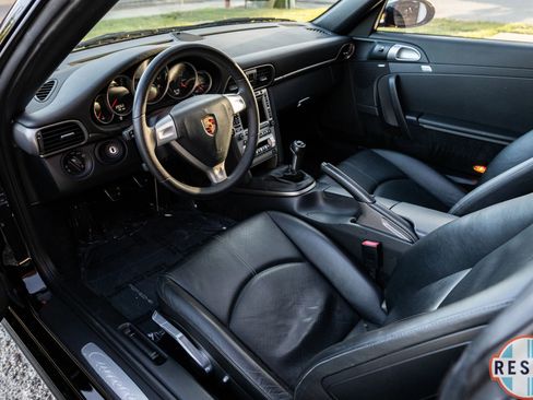 Used 2005 Porsche 911 Carrera RWD image 8