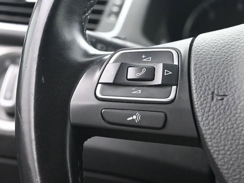 Used 2014 Volkswagen Passat TDI SE FWD image 16