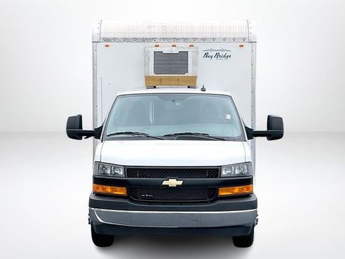 Used 2024 Chevrolet Express 3500 w/ Power Convenience Package RWD image 3