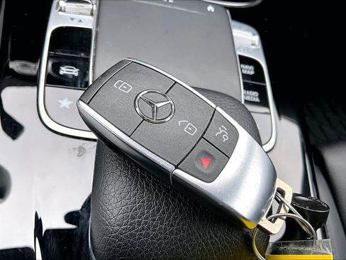 Used 2020 Mercedes-Benz A 220 4MATIC image 14