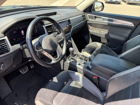 Used 2022 Volkswagen Atlas SEL Premium AWD/4WD image 14