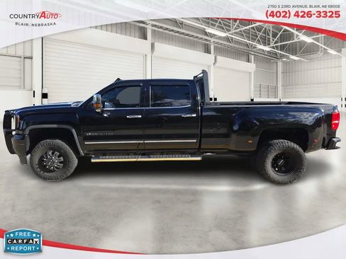 Used 2015 GMC Sierra 3500 Denali w/ Duramax Plus Package image 2