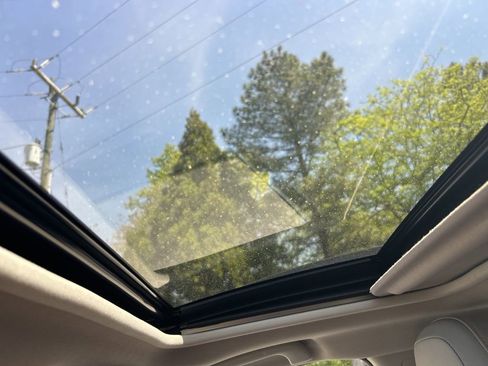 Used 2023 Subaru Crosstrek 2.5i Limited image 19