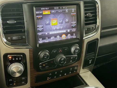 Used 2017 RAM 1500 Laramie w/ Convenience Group image 18