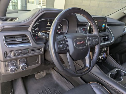 Used 2022 GMC Yukon AT4 image 11
