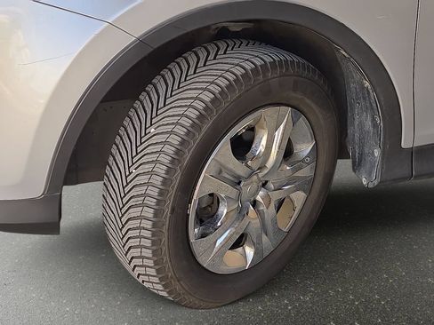 Used 2015 Toyota RAV4 LE AWD/4WD image 31