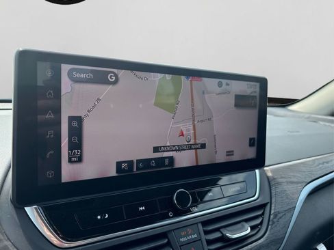 New 2025 Nissan Altima 2.5 SL image 19