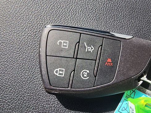 New 2025 Chevrolet Blazer EV LT image 26