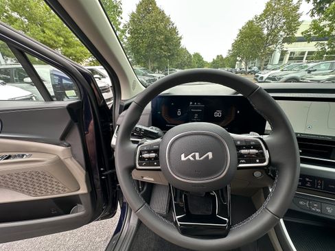 New 2026 Kia Carnival LXS image 40