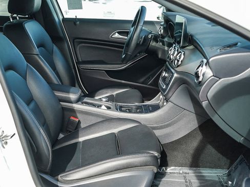 Used 2020 Mercedes-Benz GLA 250 GLA 250 w/ Convenience Package image 20