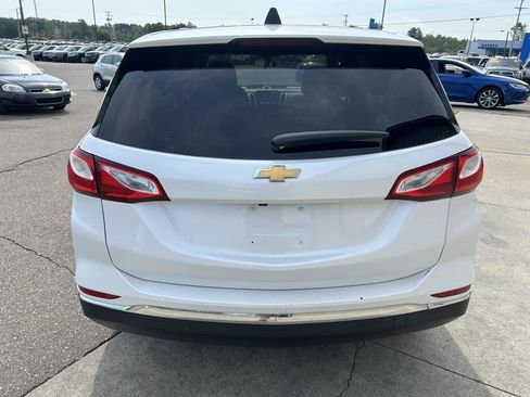 Used 2018 Chevrolet Equinox LT FWD image 6