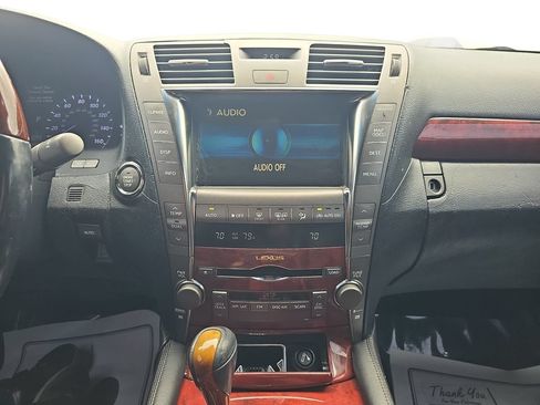 Used 2008 Lexus LS 460 L w/ Luxury Pkg RWD image 20