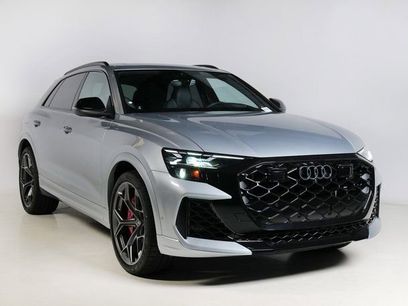 New 2025 Audi RS Q8 performance