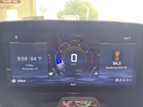 New 2026 Chevrolet Traverse RS w/ LPO, Floor Liner Package image 13