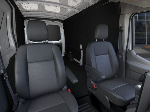 New 2026 Ford Transit 250 148 Medium Roof w/ Load Area Protection Package RWD image 10