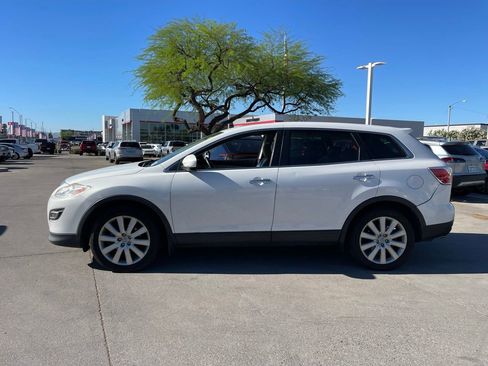 Used 2010 MAZDA CX-9 Grand Touring w/ Moonroof & Bose Audio Pkg image 4