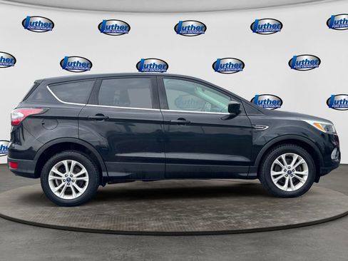 Used 2017 Ford Escape SE AWD/4WD image 6